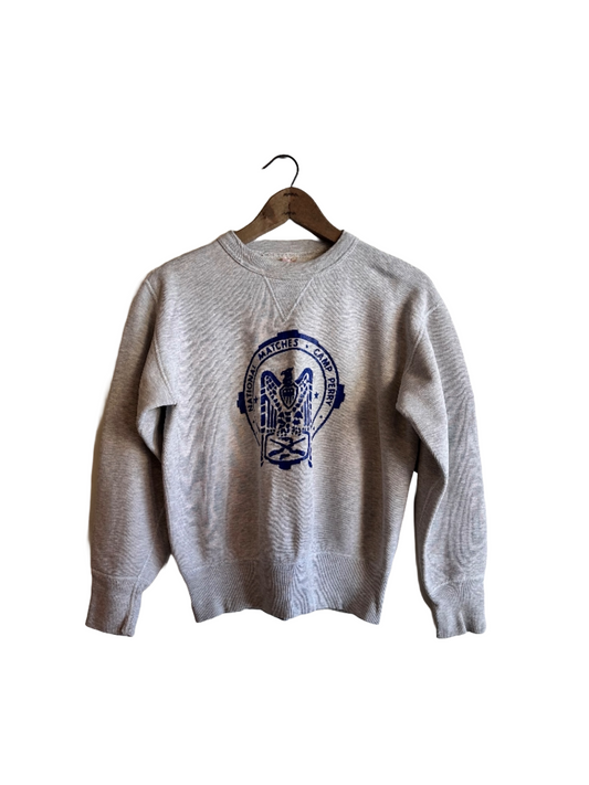 50s camp perry sweatshirt with single V