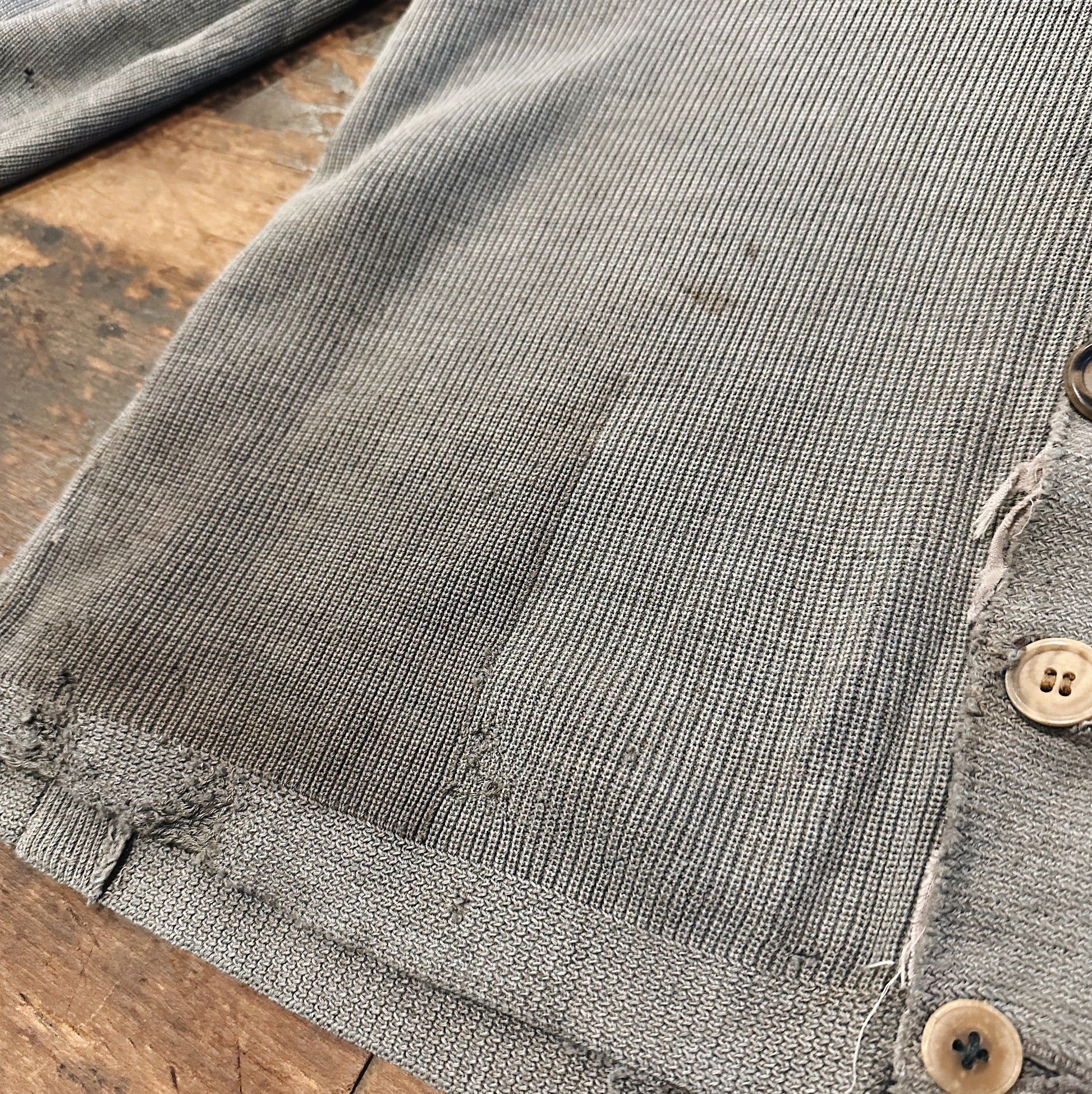 1930 German Knitwear Cardigan detail ghost pocket 