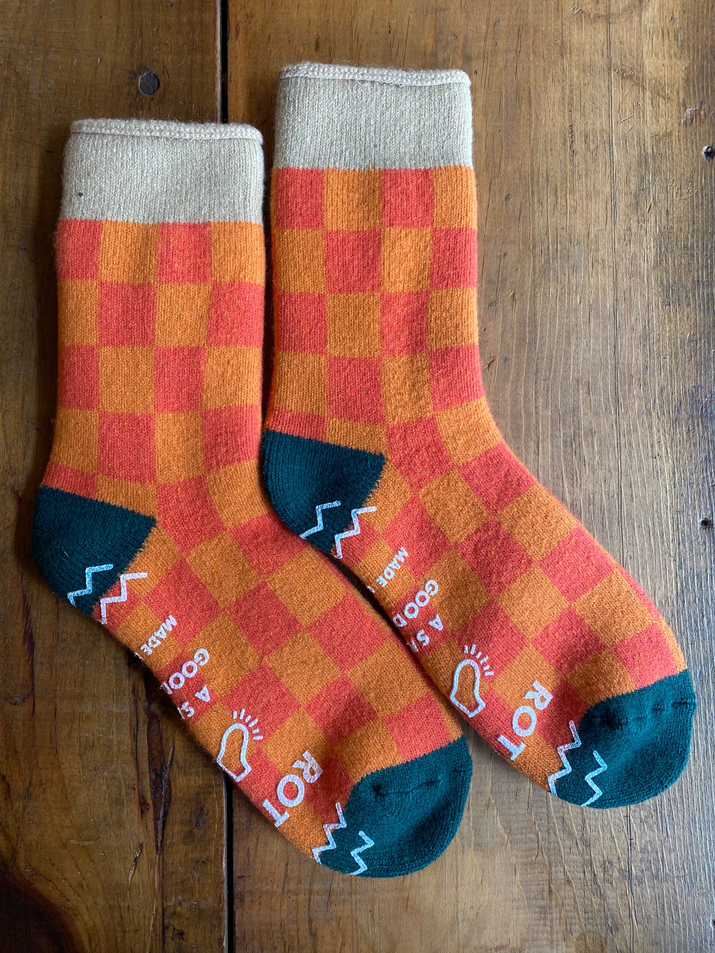 Rototo Pile Room Socks Checkerboard