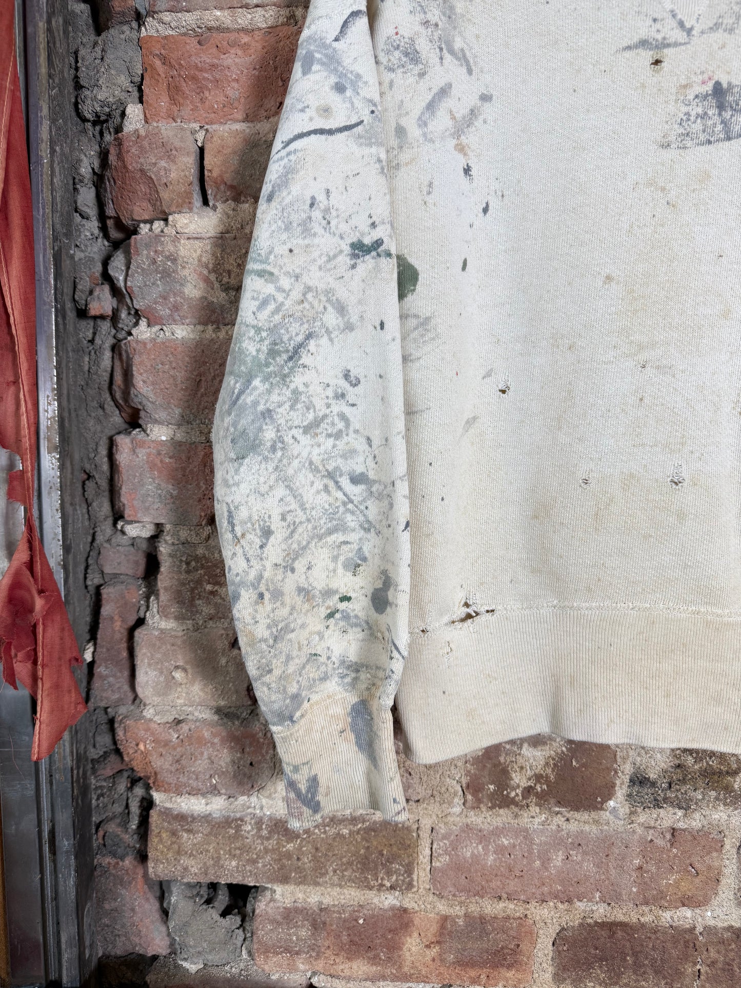 50s Single V Paint Splattered Sweatshirt