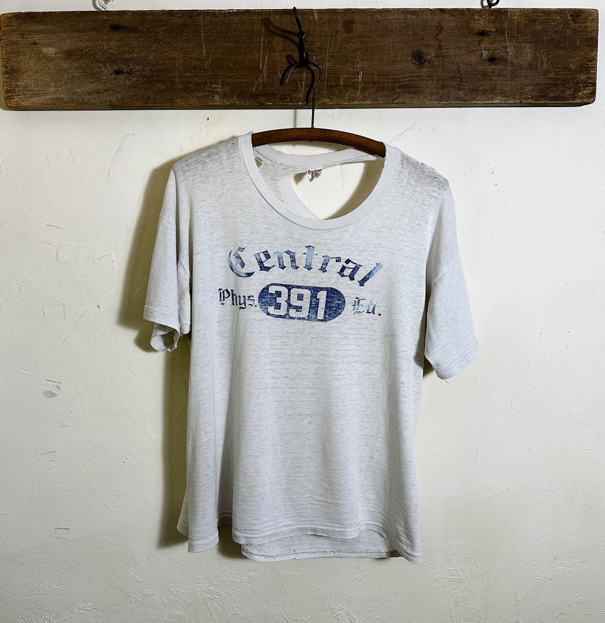 Vintage Central PE Champion Tee – Raggedy Threads