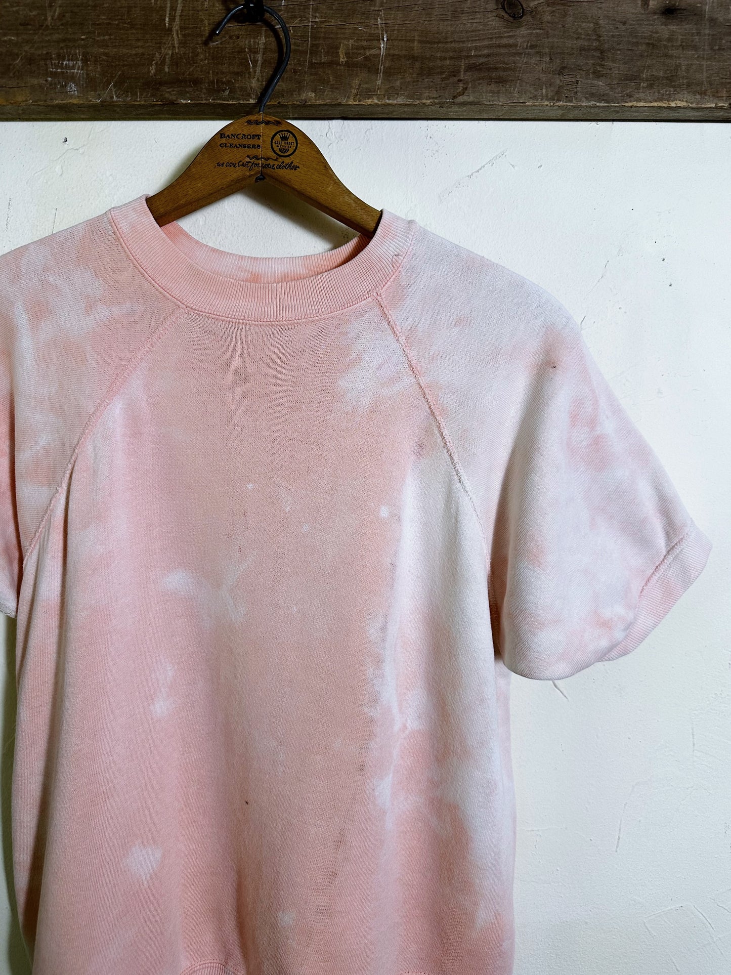 Vintage Raglan Pink Sweatshirt